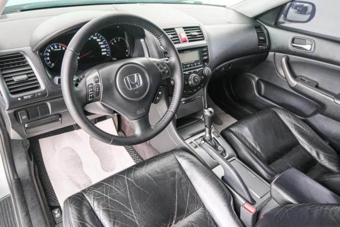 Honda Accord VII Рестайлинг с пробегом 2007 года, цена 949 000 рублей, 298276 км, седан, Автокод Объявления