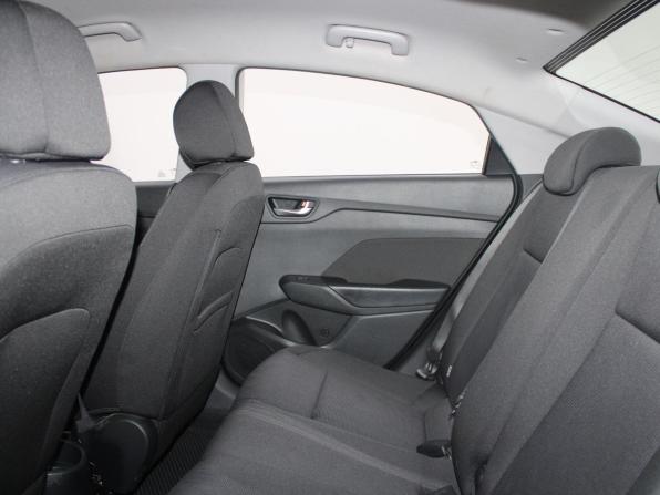 Hyundai Solaris II с пробегом 2018 года, цена 1 329 900 рублей, 156442 км, седан, Автокод Объявления
