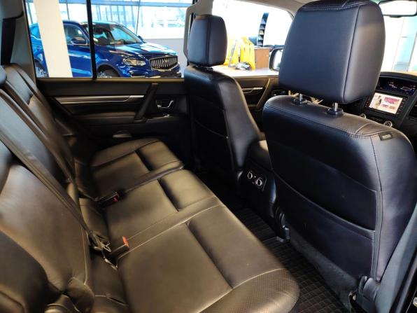 Mitsubishi Pajero IV с пробегом 2010 года, цена 1 480 000 рублей, 321294 км, внедорожник, Автокод Объявления
