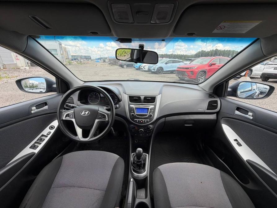 Hyundai Solaris I Санкт-Петербург  - изображение 10