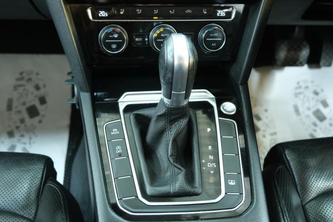 Volkswagen Passat B8 с пробегом 2015 года, цена 1 649 000 рублей, 210300 км, седан, Автокод Объявления