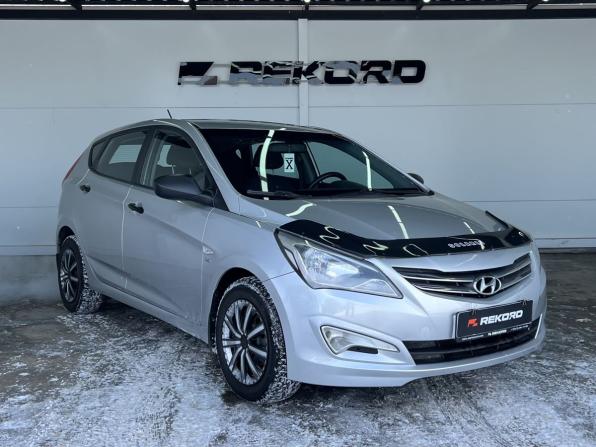 Hyundai Solaris I Рестайлинг с пробегом 2016 года, цена 899 000 рублей, 125000 км, хэтчбек, Автокод Объявления
