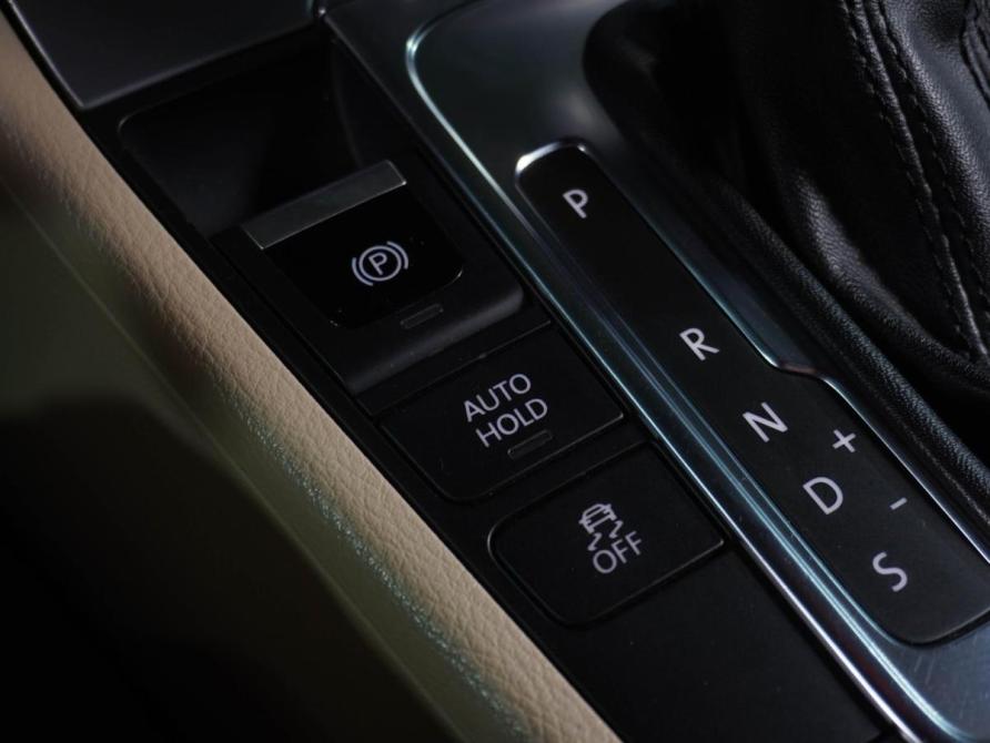 Volkswagen Passat CC I Рестайлинг Воронеж  - изображение 25