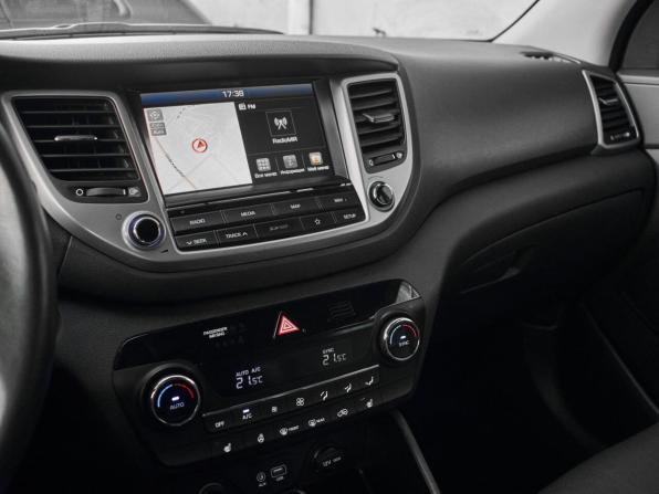 Hyundai Tucson III с пробегом 2017 года, цена 2 200 000 рублей, 101238 км, внедорожник, Автокод Объявления