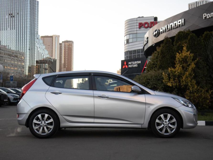 Hyundai Solaris I Москва  - изображение 3