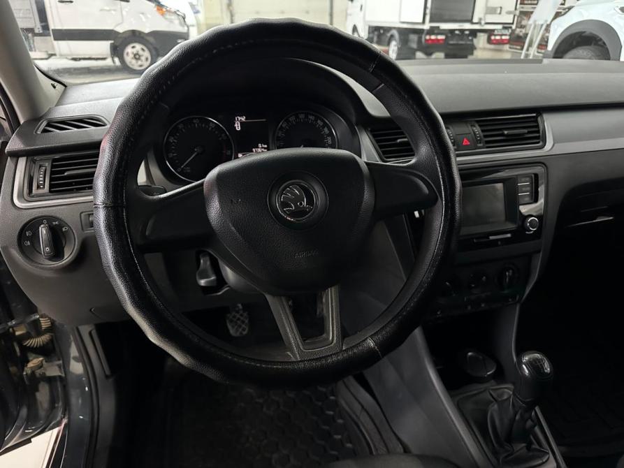 Skoda Rapid I Оренбург  - изображение 9
