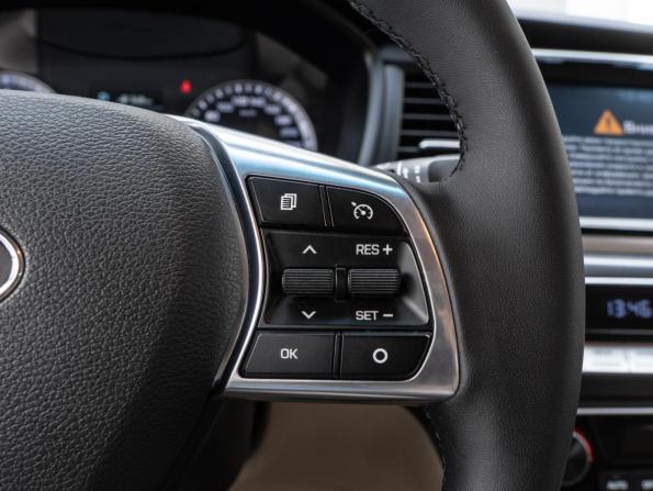 Hyundai Sonata VII (LF) Рестайлинг с пробегом 2017 года, цена 1 535 000 рублей, 166453 км, седан, Автокод Объявления