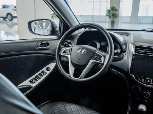 Hyundai Solaris I с пробегом 2013 года, цена 728 000 рублей, 156186 км, хэтчбек, Автокод Объявления