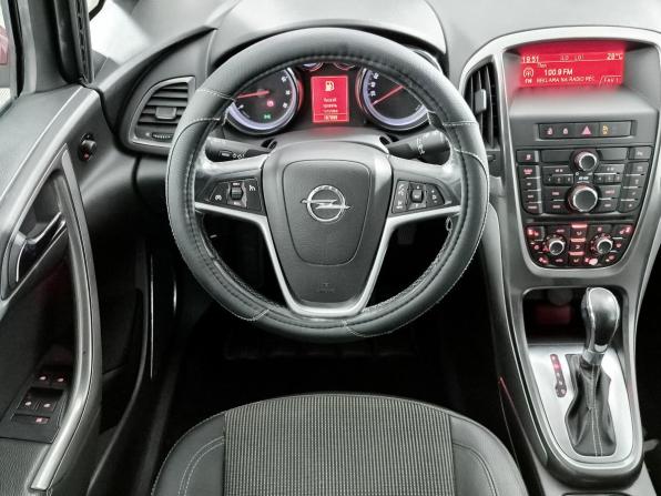 Opel Astra J с пробегом 2011 года, цена 640 000 рублей, 187098 км, хэтчбек, Автокод Объявления