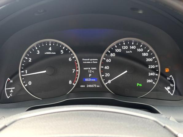 Lexus ES VI с пробегом 2014 года, цена 1 890 000 рублей, 246668 км, седан, Автокод Объявления