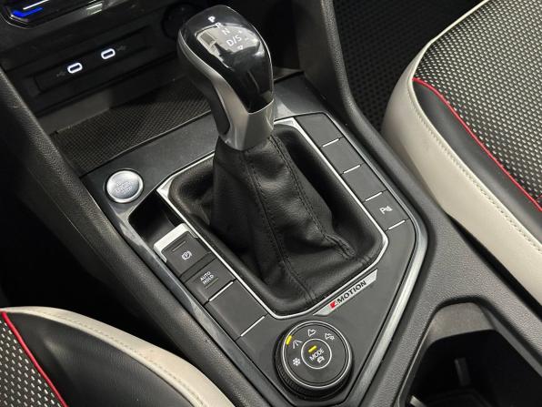 Volkswagen Tiguan II Рестайлинг с пробегом 2022 года, цена 3 087 000 рублей, 65825 км, внедорожник, Автокод Объявления