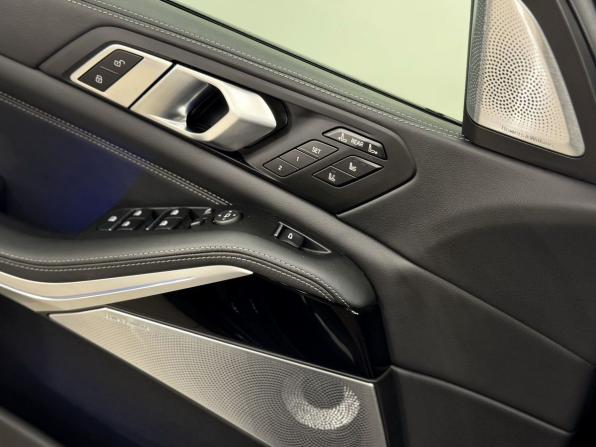 BMW X7 I (G07) Рестайлинг с пробегом 2025 года, цена 16 940 000 рублей, 28 км, внедорожник, Автокод Объявления