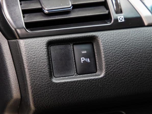 Toyota Camry VII (XV50) Рестайлинг с пробегом 2015 года, цена 2 438 000 рублей, 140938 км, седан, Автокод Объявления