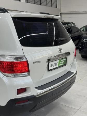 Toyota Highlander II (XU40) Рестайлинг с пробегом 2011 года, цена 1 799 000 рублей, 264155 км, внедорожник, Автокод Объявления