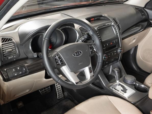 Kia Sorento II с пробегом 2011 года, цена 1 290 000 рублей, 262189 км, внедорожник, Автокод Объявления