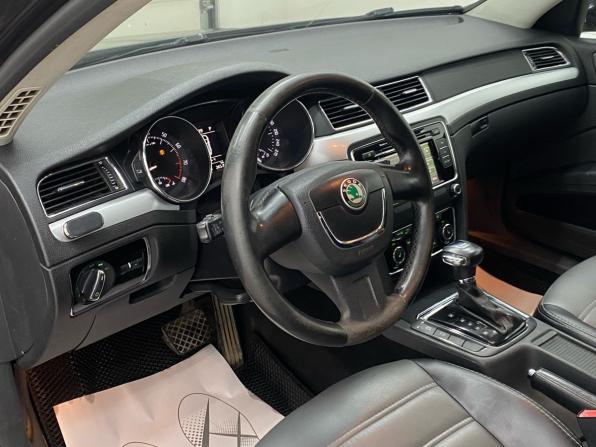Skoda Superb II с пробегом 2010 года, цена 680 000 рублей, 285946 км, лифтбек, Автокод Объявления