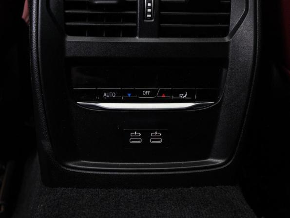 BMW 3 серии VII (G2x) Рестайлинг 2 с пробегом 2025 года, цена 5 600 000 рублей, 7000 км, седан, Автокод Объявления