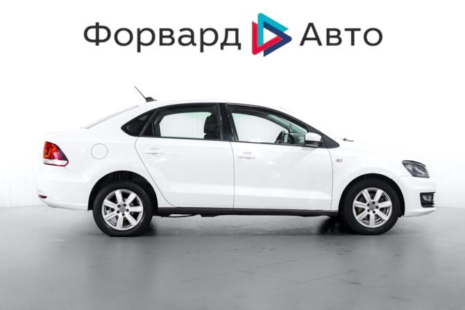 Volkswagen Polo V Рестайлинг с пробегом 2017 года, цена 749 000 рублей, 290100 км, седан, Автокод Объявления