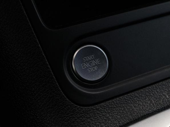 Volkswagen Tiguan I Рестайлинг с пробегом 2016 года, цена 1 720 000 рублей, 151127 км, внедорожник, Автокод Объявления
