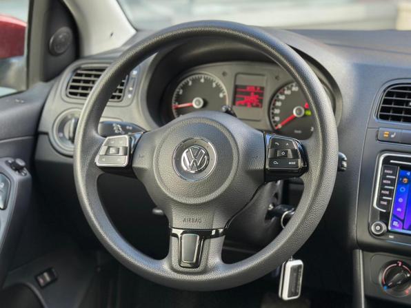 Volkswagen Polo V с пробегом 2012 года, цена 1 069 000 рублей, 62299 км, седан, Автокод Объявления