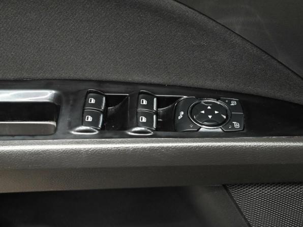 Ford Mondeo V с пробегом 2015 года, цена 1 600 000 рублей, 155159 км, седан, Автокод Объявления
