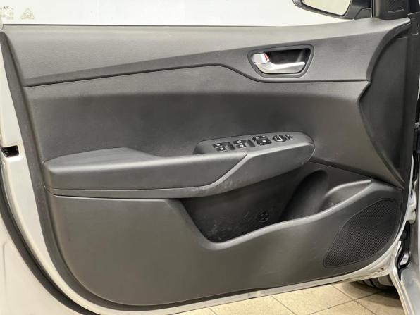 Hyundai Solaris II Рестайлинг с пробегом 2020 года, цена 1 250 000 рублей, 166000 км, седан, Автокод Объявления
