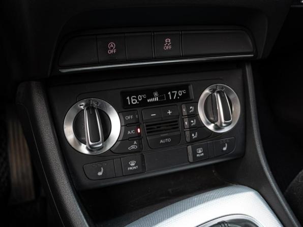 Audi Q3 I (8U) с пробегом 2013 года, цена 1 490 000 рублей, 245312 км, внедорожник, Автокод Объявления
