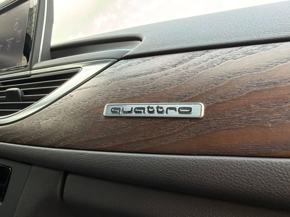 Audi A6 IV (C7) Рестайлинг с пробегом 2016 года, цена 2 325 000 рублей, 109000 км, седан, Автокод Объявления