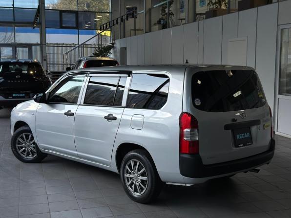 Toyota Probox I Рестайлинг с пробегом 2022 года, цена 1 450 000 рублей, 58860 км, универсал, Автокод Объявления