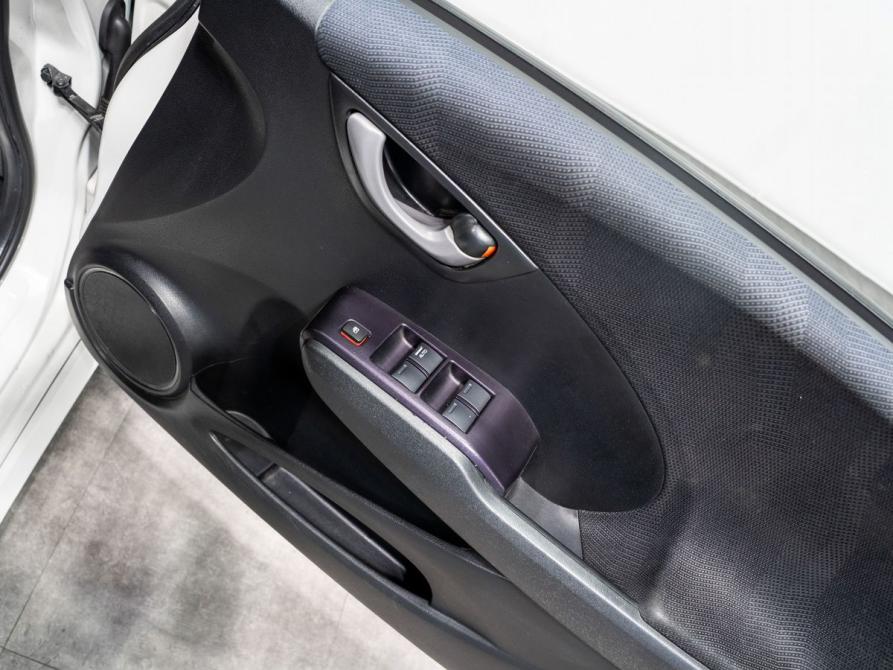 Honda Fit II Чита  - изображение 16