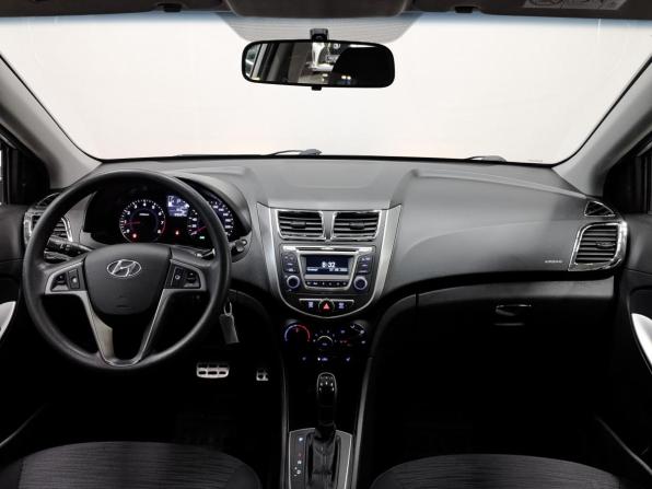 Hyundai Solaris I Рестайлинг с пробегом 2015 года, цена 1 140 000 рублей, 89682 км, седан, Автокод Объявления