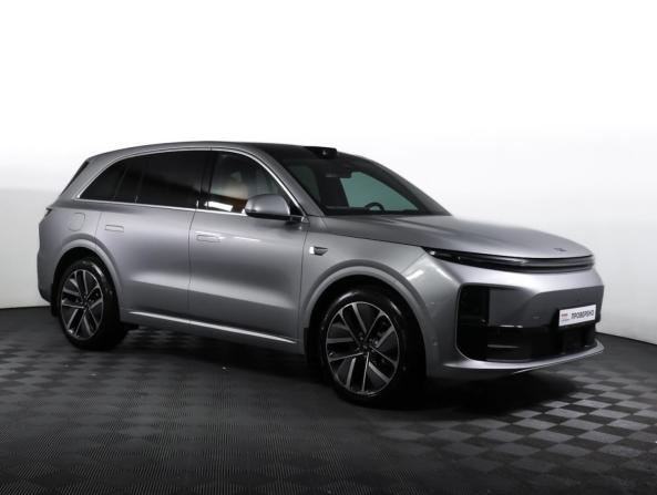 Li Auto (Lixiang) L6 с пробегом 2024 года, цена 5 850 000 рублей, 15968 км, внедорожник, Автокод Объявления