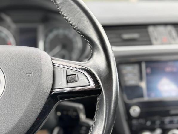 Skoda Octavia III (A7) Рестайлинг с пробегом 2019 года, цена 1 700 000 рублей, 145131 км, лифтбек, Автокод Объявления