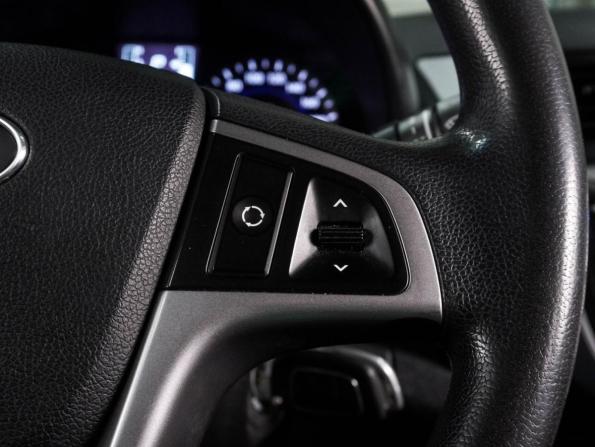 Hyundai Solaris I Рестайлинг с пробегом 2015 года, цена 1 099 000 рублей, 114648 км, седан, Автокод Объявления