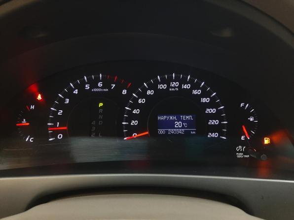 Toyota Camry VI (XV40) Рестайлинг с пробегом 2011 года, цена 1 220 000 рублей, 240319 км, седан, Автокод Объявления
