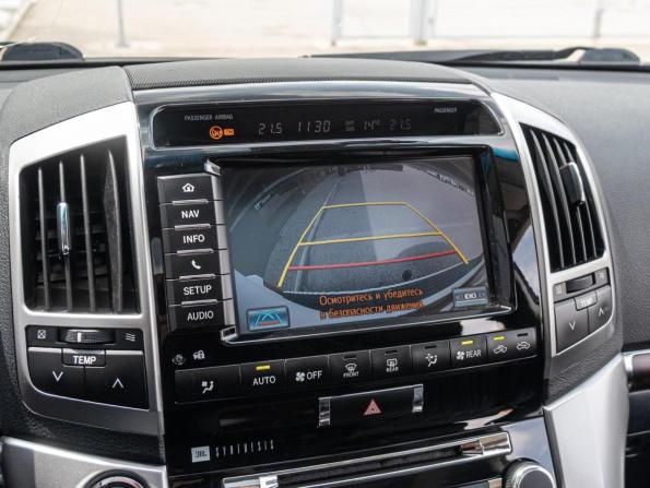 Toyota Land Cruiser 200 Series Рестайлинг 1 с пробегом 2013 года, цена 3 620 000 рублей, 293098 км, внедорожник, Автокод Объявления