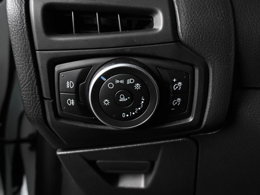 Ford Focus III Рестайлинг Ростов-на-Дону  - изображение 17