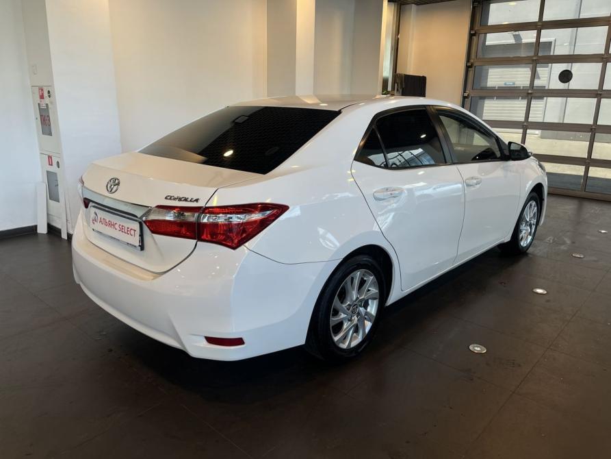 Toyota Corolla XI (E160 E170 E180) Рестайлинг 1 Чебоксары  - изображение 3