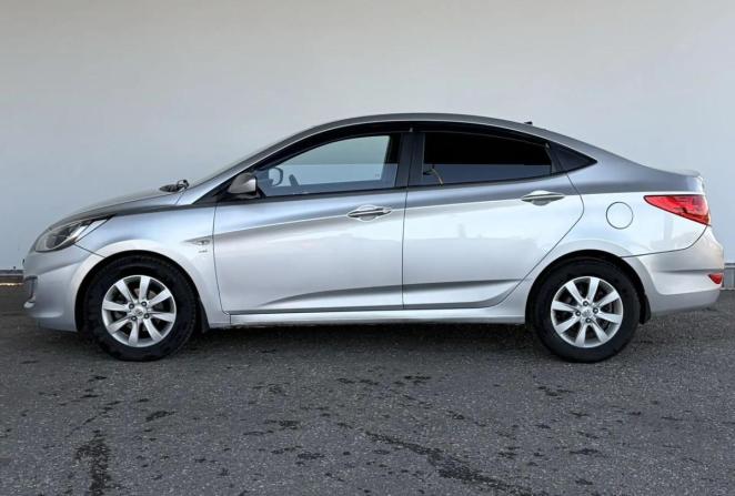 Hyundai Solaris I с пробегом 2012 года, цена 625 000 рублей, 252909 км, седан, Автокод Объявления