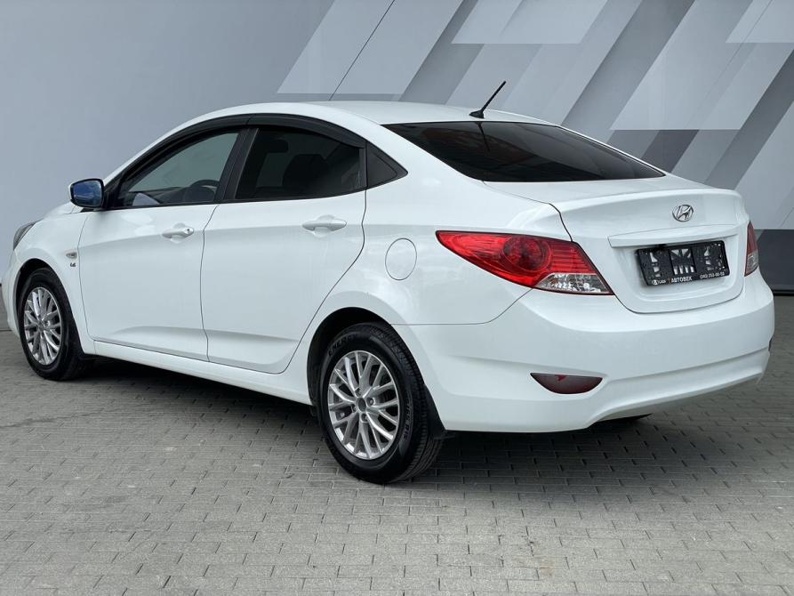 Hyundai Solaris I Екатеринбург  - изображение 9