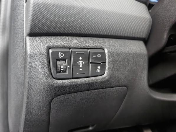 Hyundai Creta I Рестайлинг с пробегом 2021 года, цена 2 222 000 рублей, 60702 км, внедорожник, Автокод Объявления