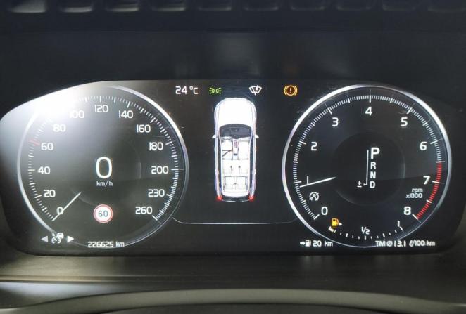 Volvo XC90 II с пробегом 2015 года, цена 2 369 000 рублей, 226625 км, внедорожник, Автокод Объявления