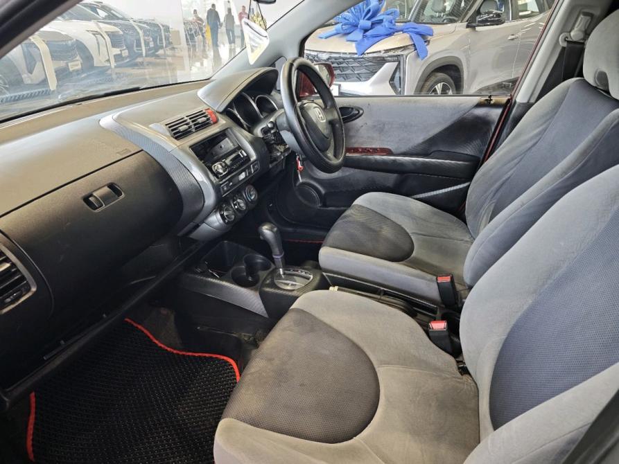 Honda Fit I Челябинск  - изображение 5