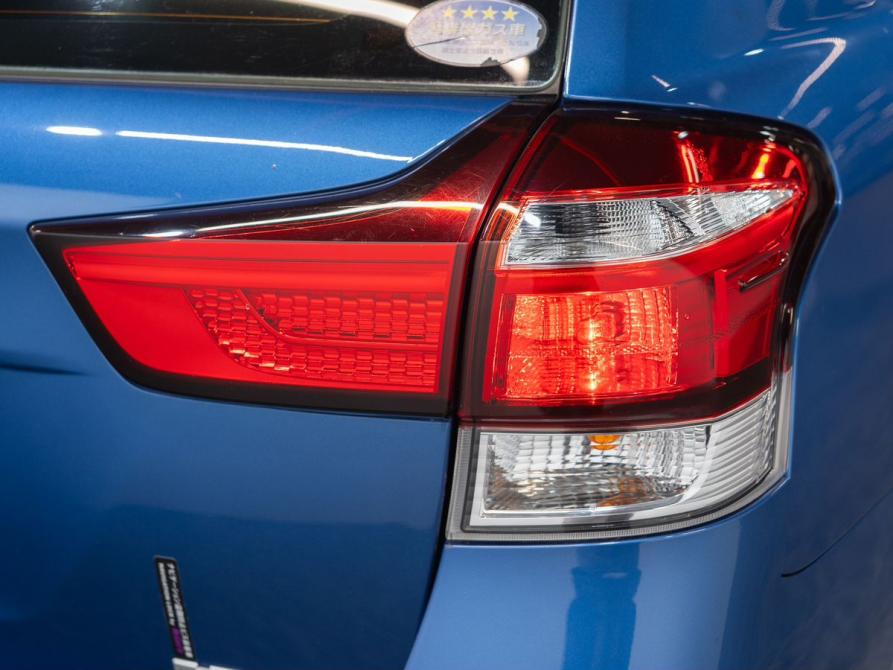 Toyota Corolla XI (E160 E170 E180) Рестайлинг 1 Улан-Удэ  - изображение 20