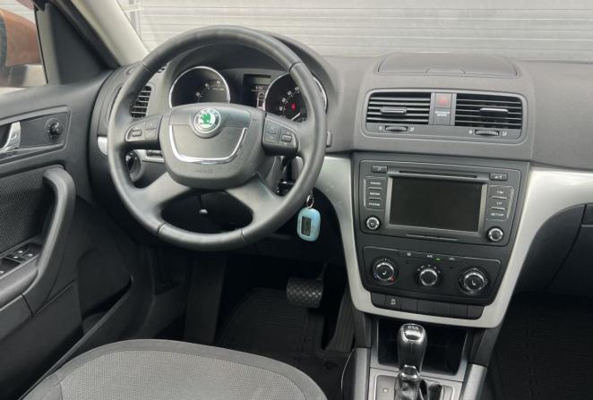 Skoda Yeti I с пробегом 2013 года, цена 880 000 рублей, 152396 км, внедорожник, Автокод Объявления