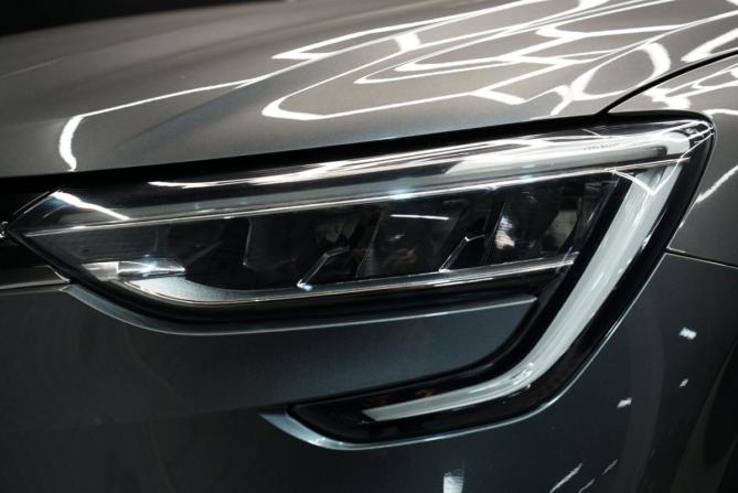 Renault Arkana I с пробегом 2022 года, цена 1 999 000 рублей, 72242 км, внедорожник, Автокод Объявления