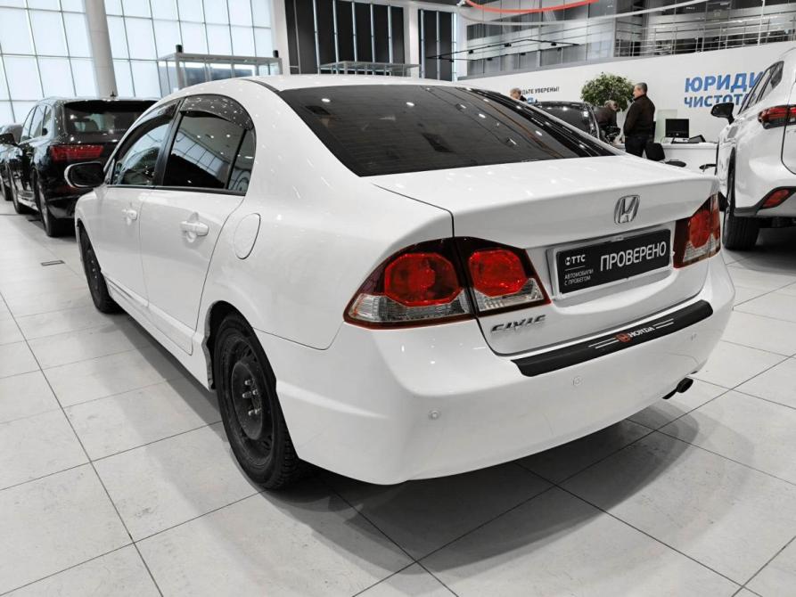 Honda Civic VIII Рестайлинг Казань  - изображение 8