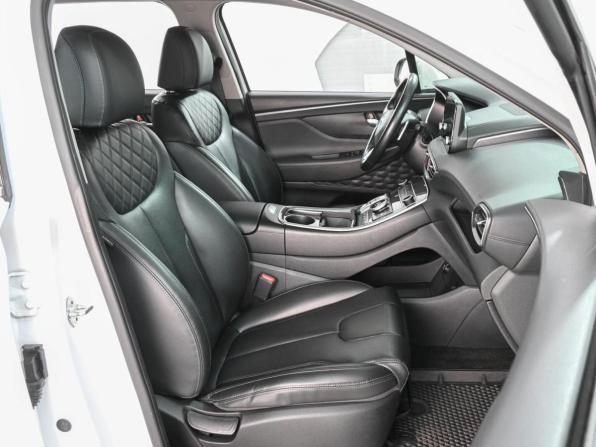 Hyundai Santa Fe IV Рестайлинг с пробегом 2020 года, цена 3 729 000 рублей, 79700 км, внедорожник, Автокод Объявления