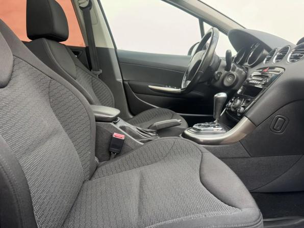 Peugeot 308 I Рестайлинг с пробегом 2012 года, цена 649 000 рублей, 177576 км, хэтчбек, Автокод Объявления