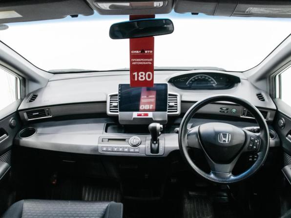 Honda Freed I Рестайлинг с пробегом 2012 года, цена 1 220 000 рублей, 86386 км, компактвэн, Автокод Объявления